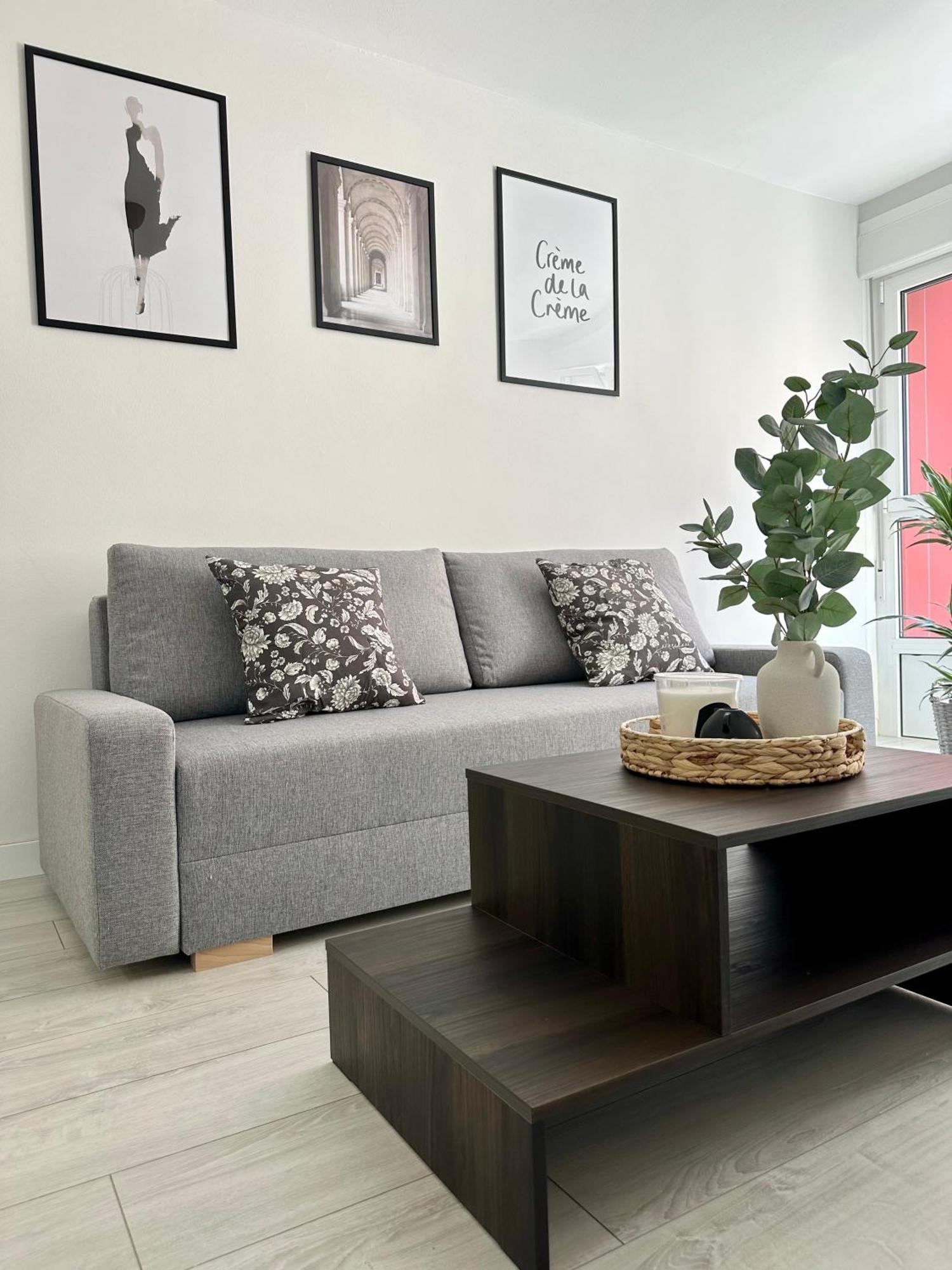 Cozy Flat 5 Mins From The Beach Gijón Buitenkant foto