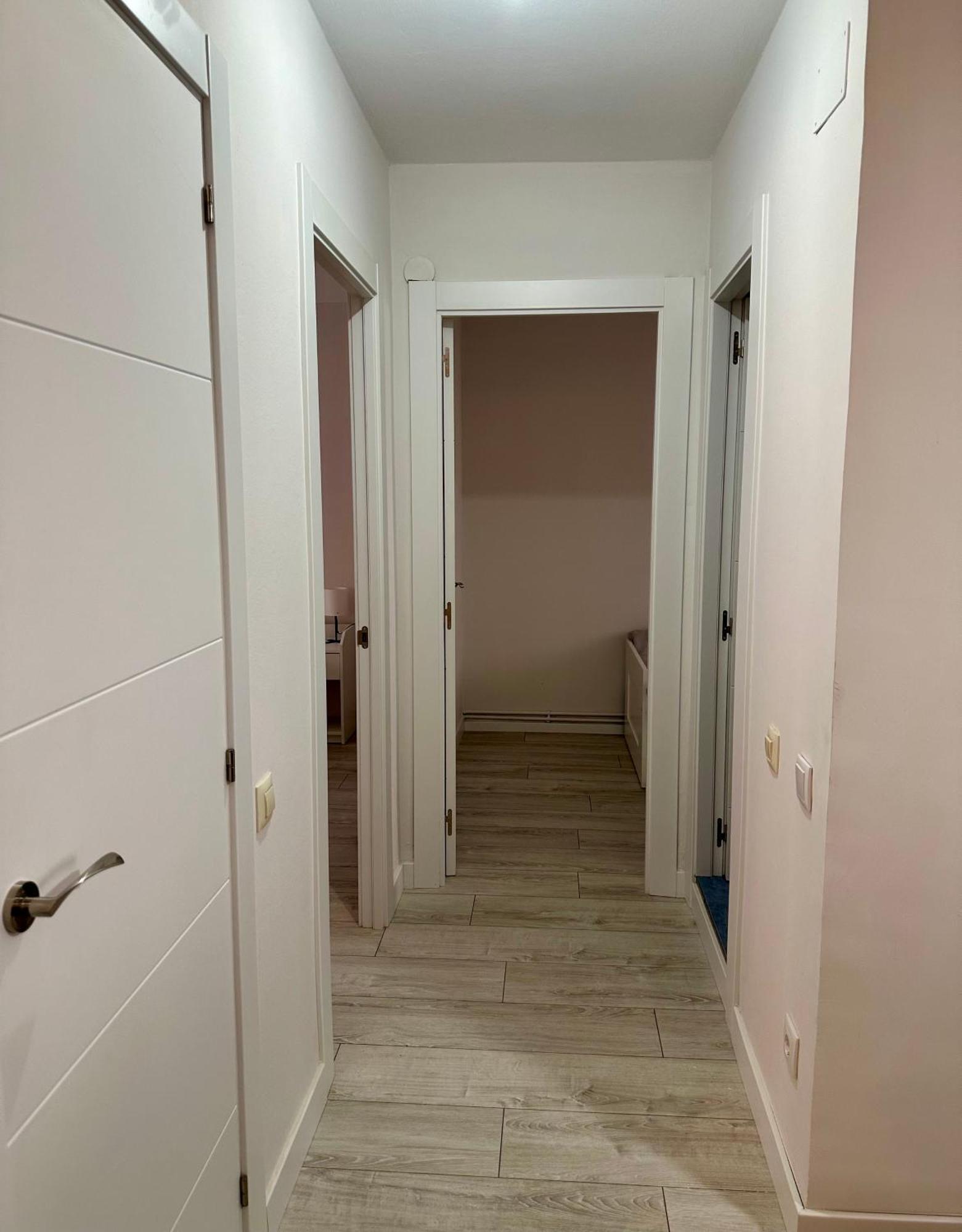 Cozy Flat 5 Mins From The Beach Gijón Buitenkant foto